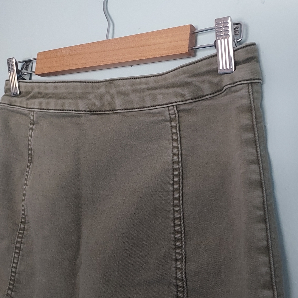 Free People Olive Khaki Mini Skirt Size 4 NEW NWT Boho  Little Daisies Buttons - Picture 6 of 11